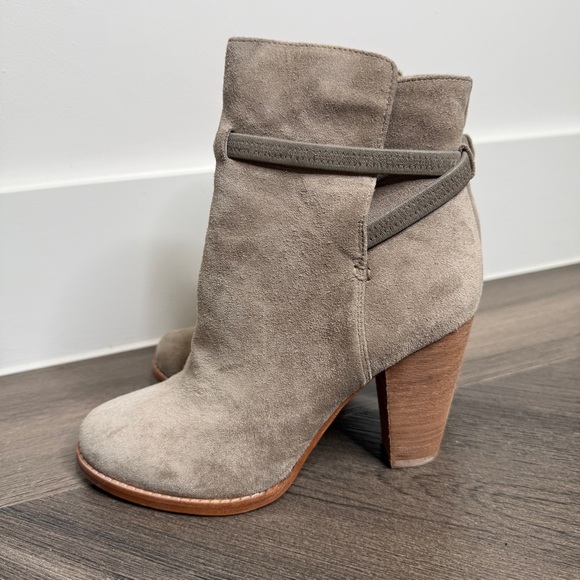 Joie Women's Suede Ankle Boots Sz 7 Like New - Picture 6 of 7